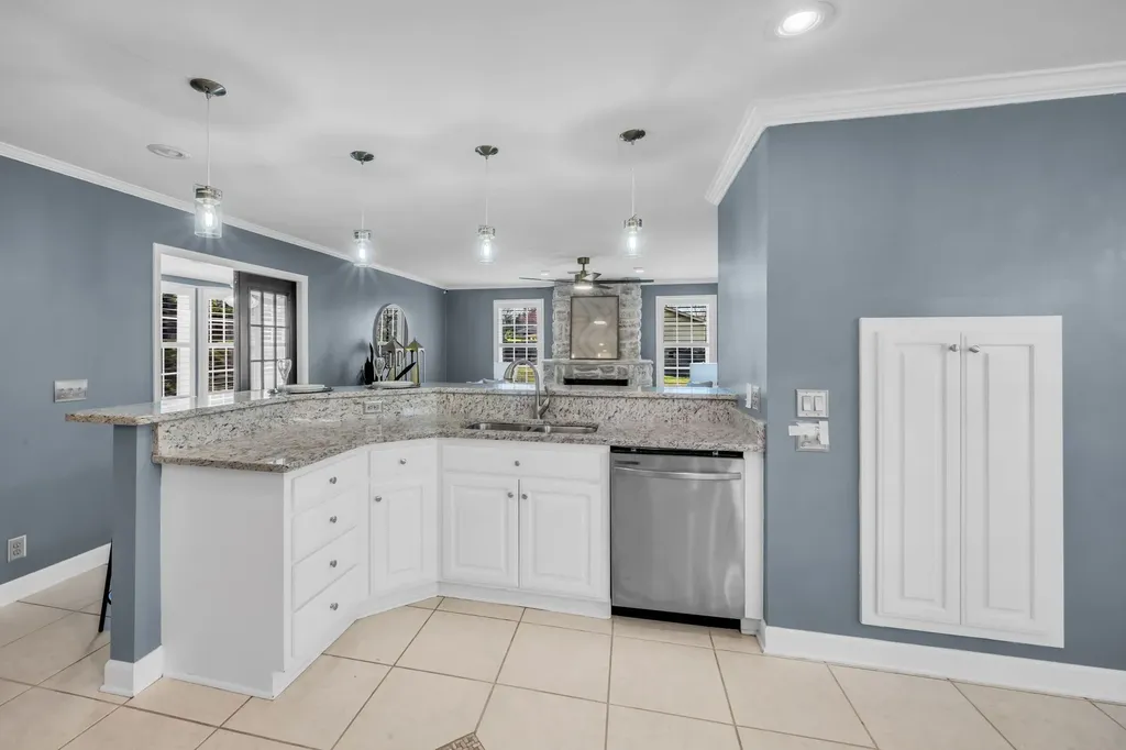108 Lake Valley Road Dickson TN 37055