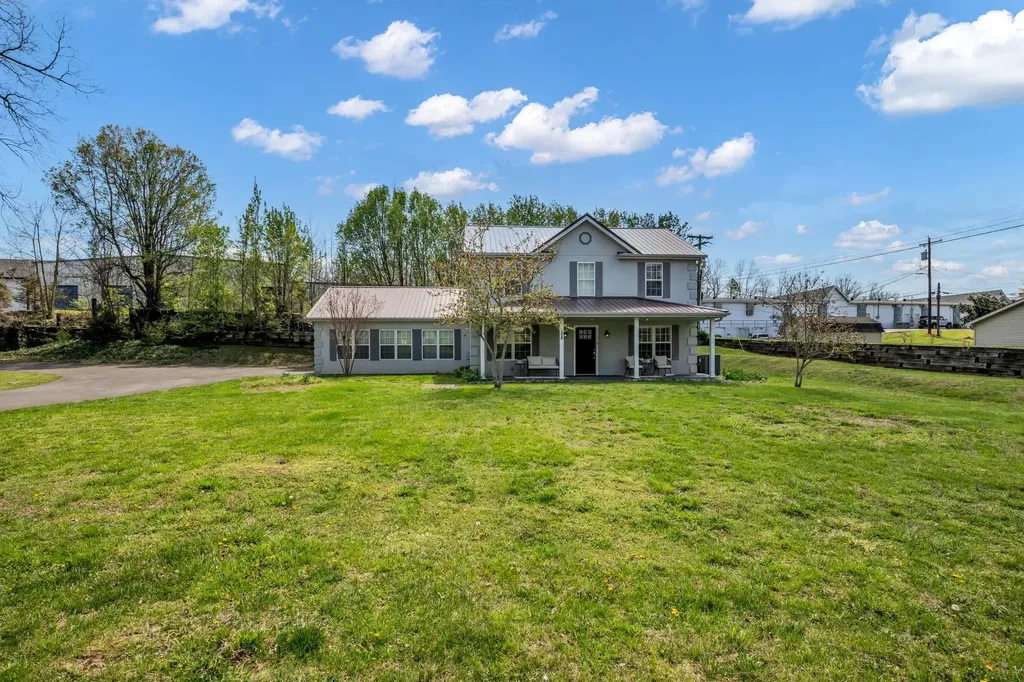 108 Lake Valley Road Dickson TN 37055