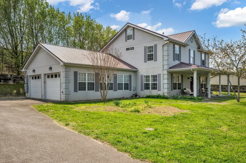108 Lake Valley Road Dickson TN 37055