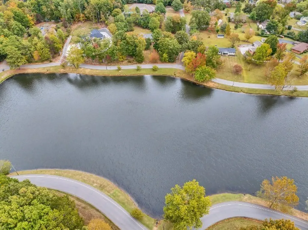 108 Lake Valley Road Dickson TN 37055