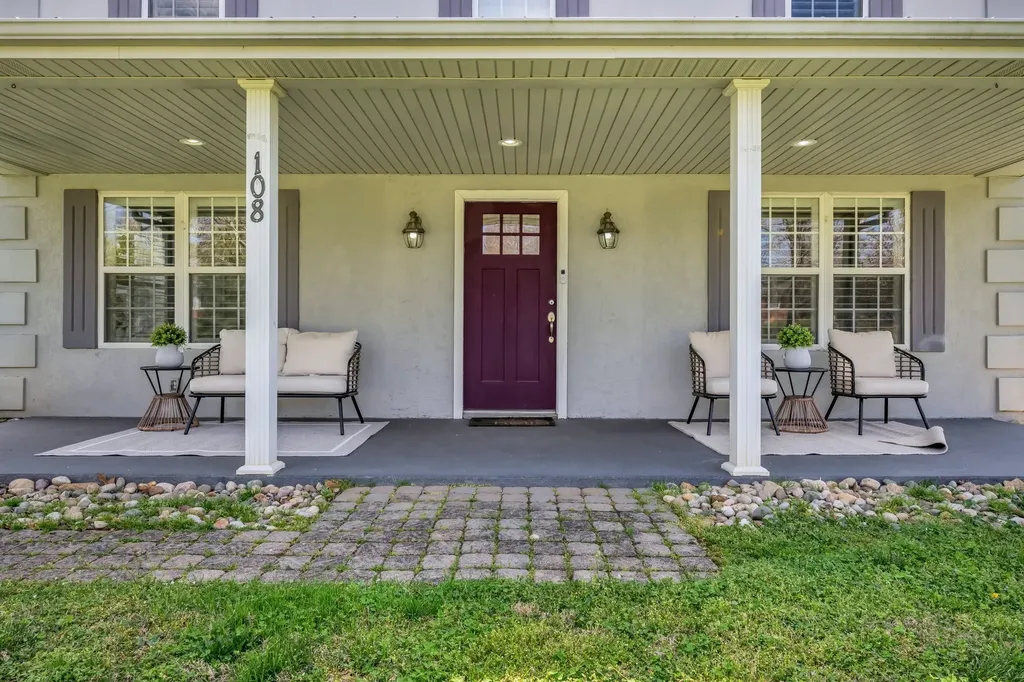 108 Lake Valley Road Dickson TN 37055