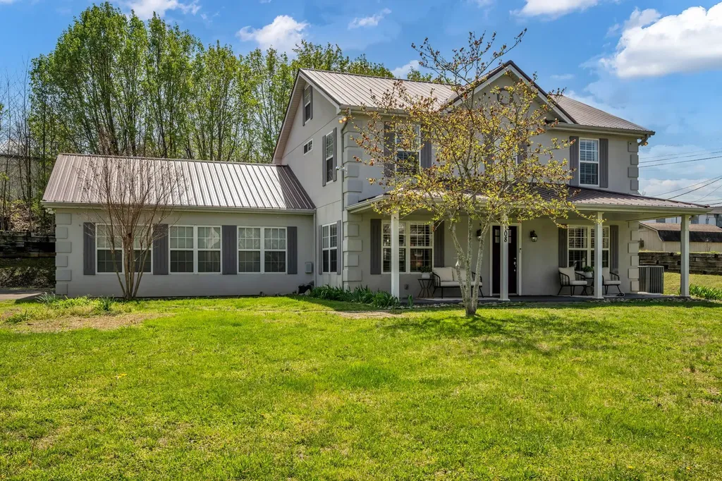 108 Lake Valley Road Dickson TN 37055