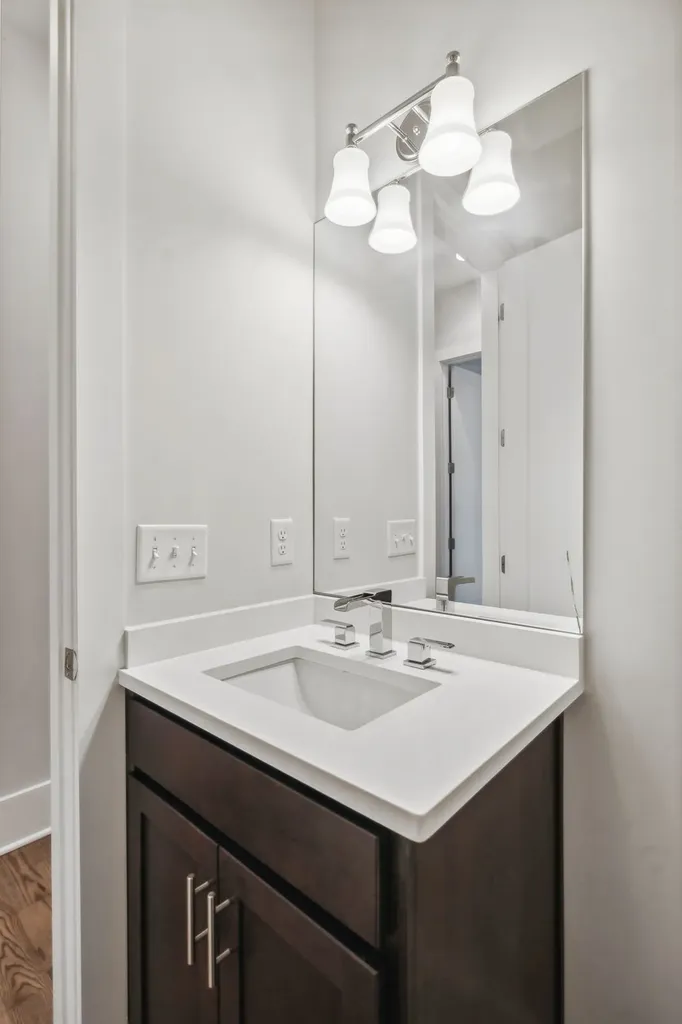 1211A Sigler Street Nashville TN 37203