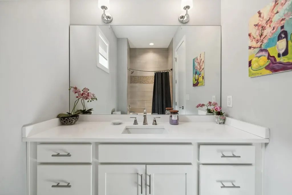 1211A Sigler Street Nashville TN 37203