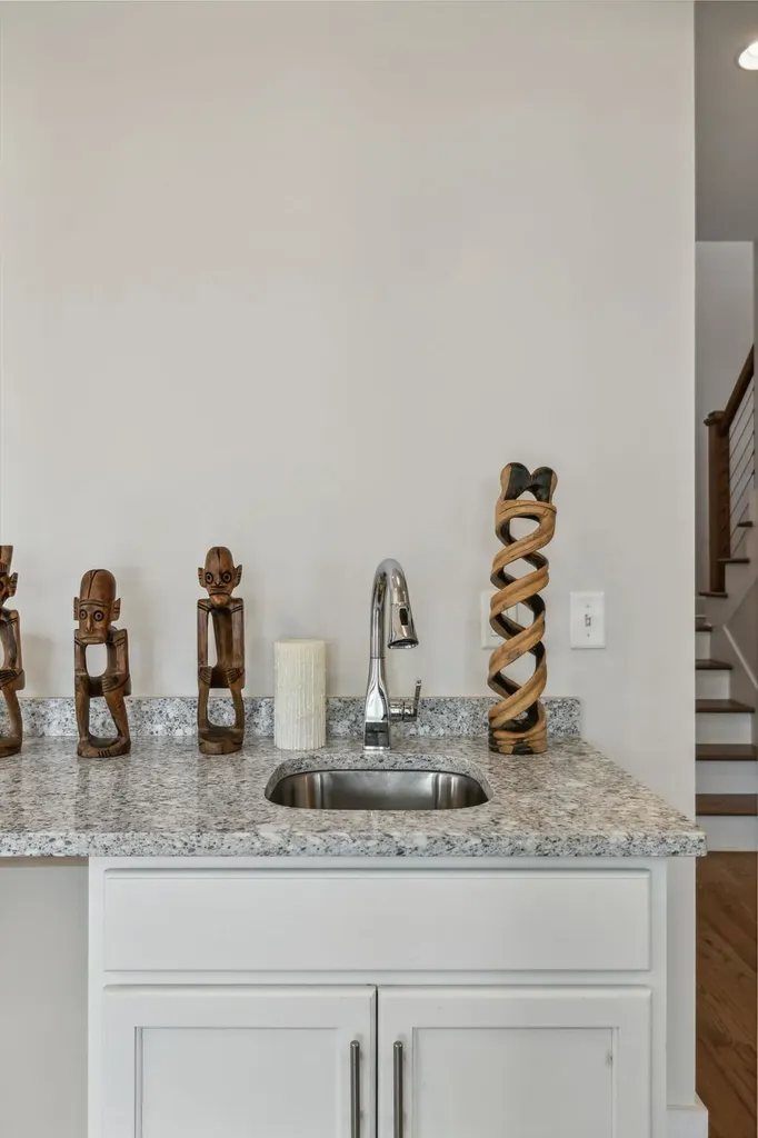 1211A Sigler Street Nashville TN 37203