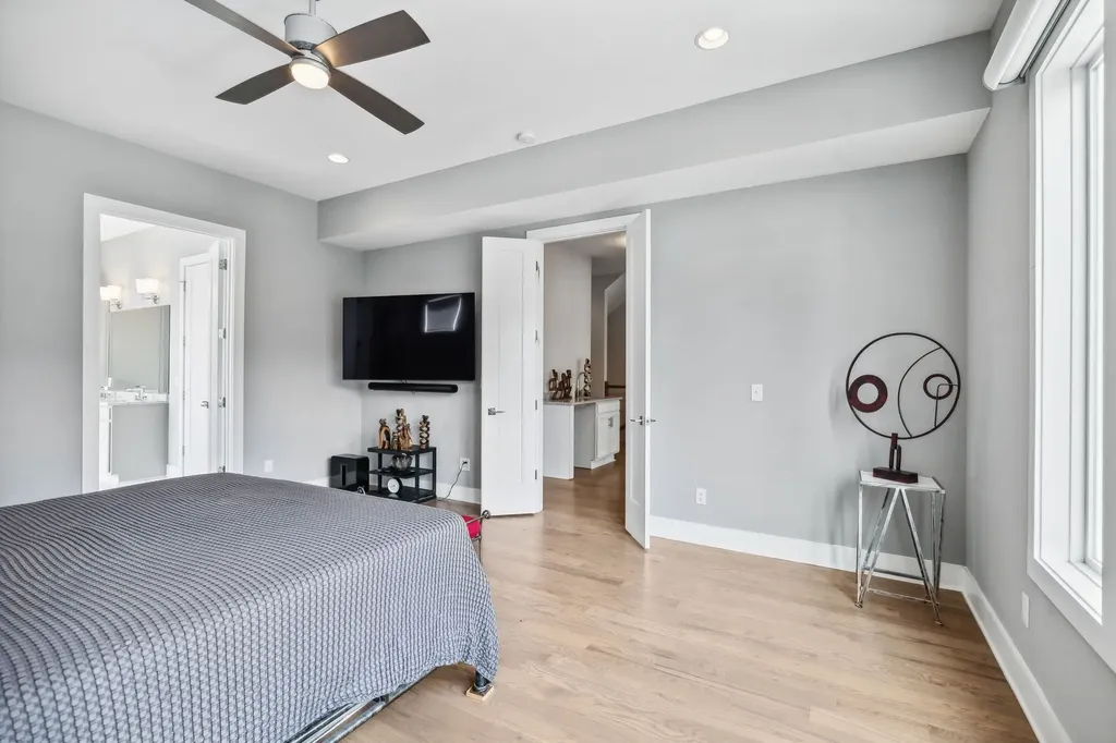 1211A Sigler Street Nashville TN 37203