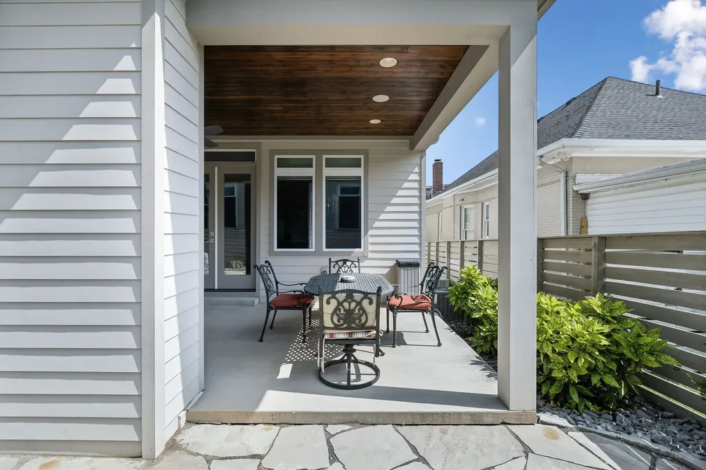 1211A Sigler Street Nashville TN 37203