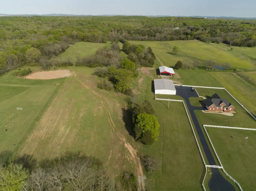 2 Corinth Road Mount Juliet TN 37122