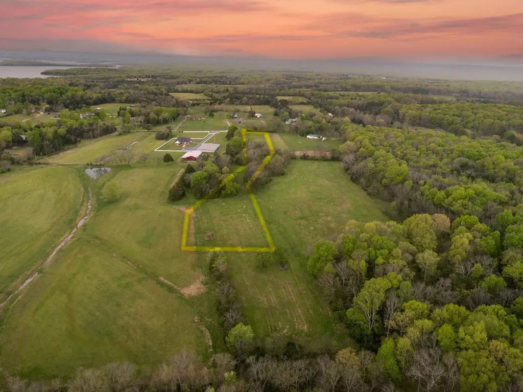 2 Corinth Road Mount Juliet TN 37122