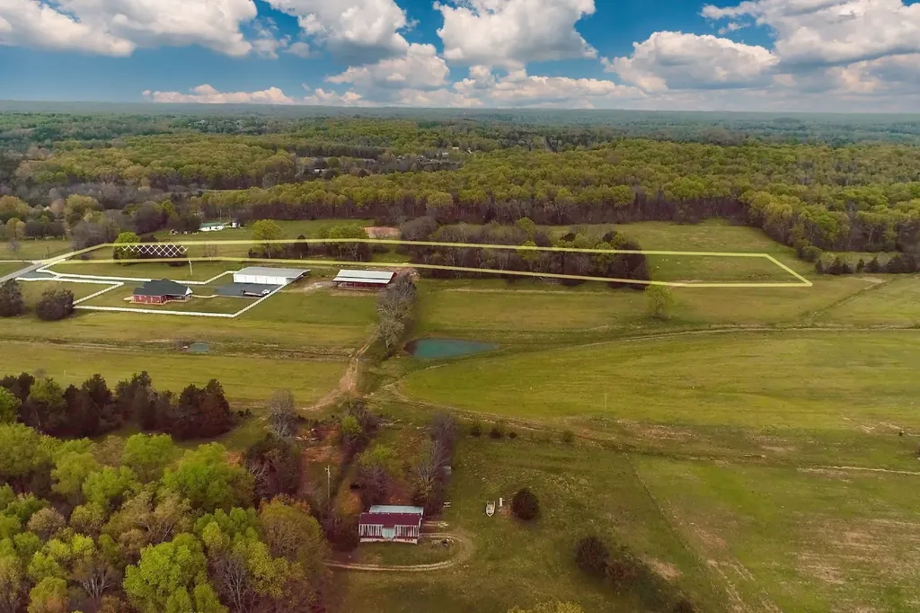 2 Corinth Road Mount Juliet TN 37122