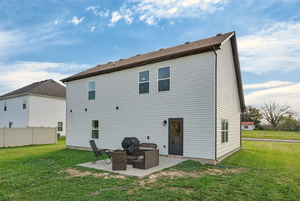 235 Villa Street Smithville TN 37166