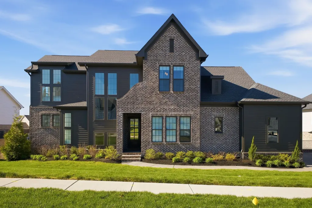 1008 Lawson Lane Nolensville TN 37135