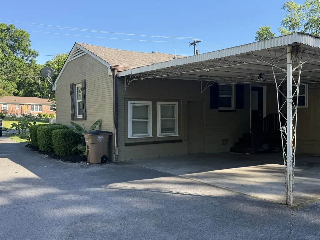 340 Foxglove Drive Nashville TN 37211