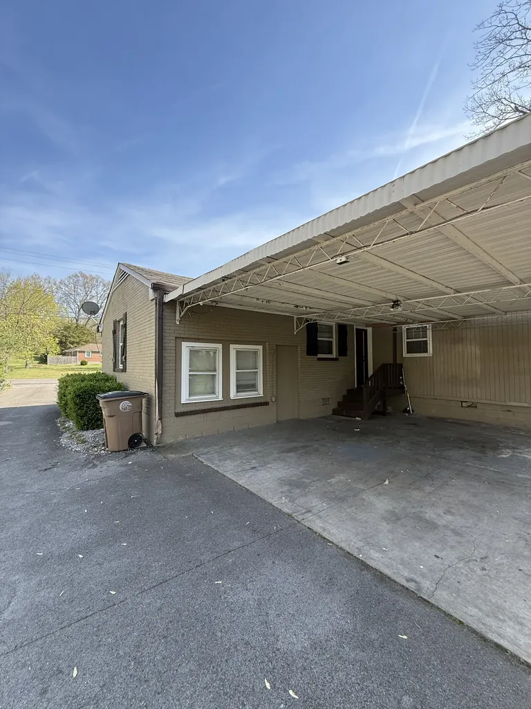 340 Foxglove Drive Nashville TN 37211