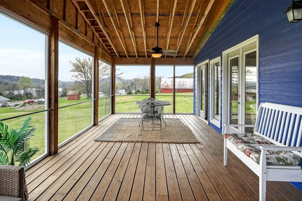 6076 Granville Highway Granville TN 38564