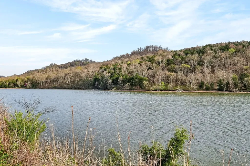 6076 Granville Highway Granville TN 38564