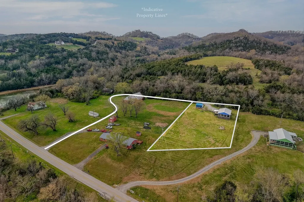 6076 Granville Highway Granville TN 38564