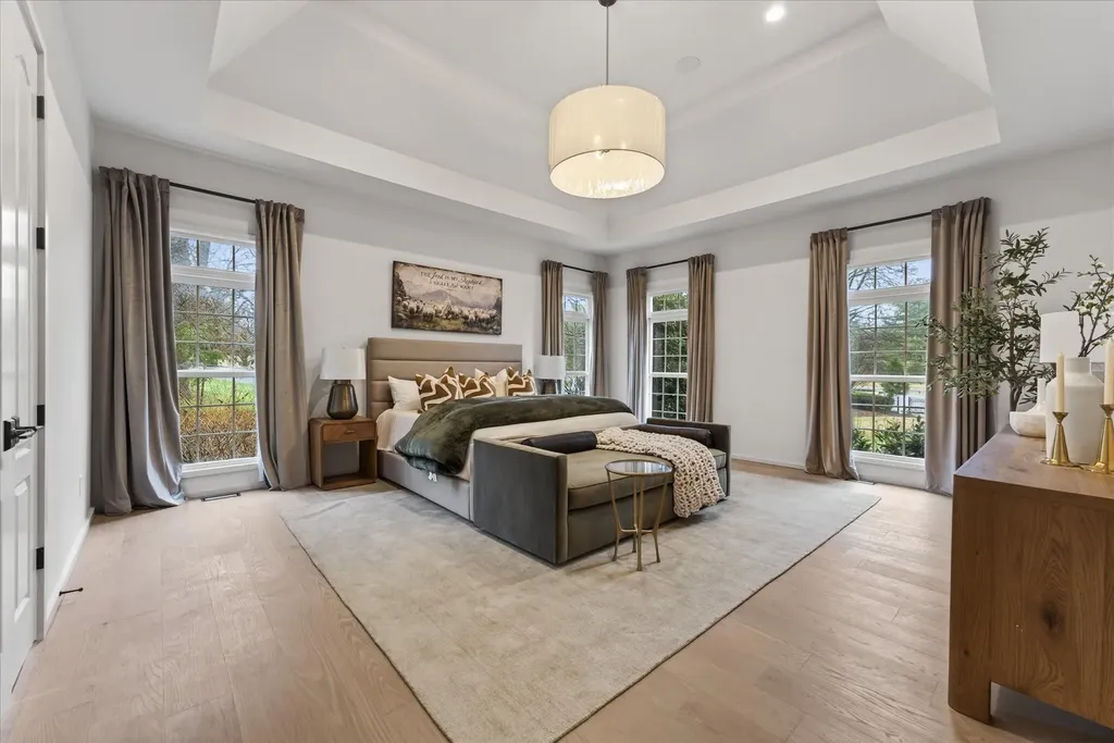 1115 Wilson Pike Brentwood TN 37027