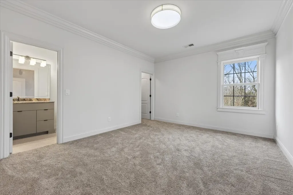 1115 Wilson Pike Brentwood TN 37027