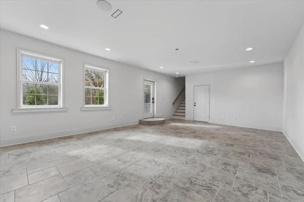 1115 Wilson Pike Brentwood TN 37027