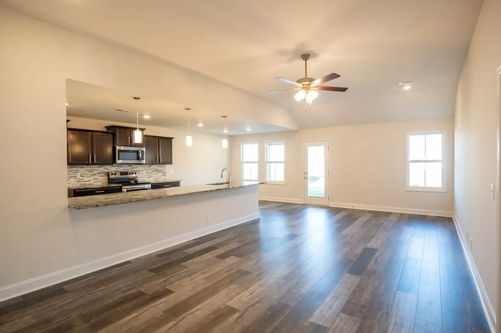 12 Persinger Place Clarksville TN 37042