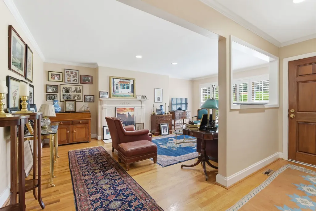 3802 Harding Place Nashville TN 37215