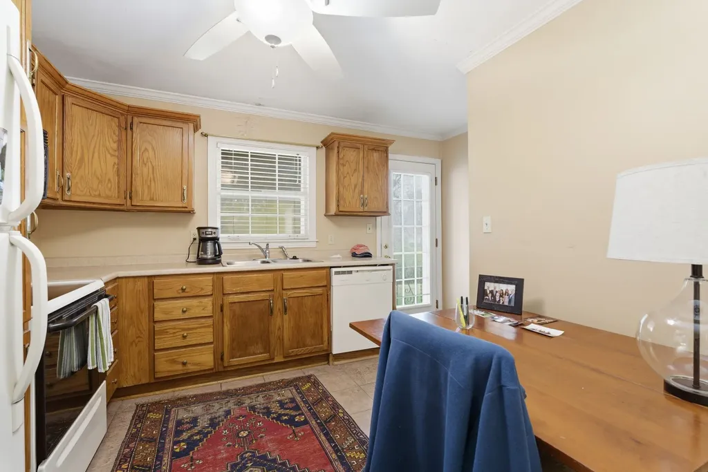 3802 Harding Place Nashville TN 37215