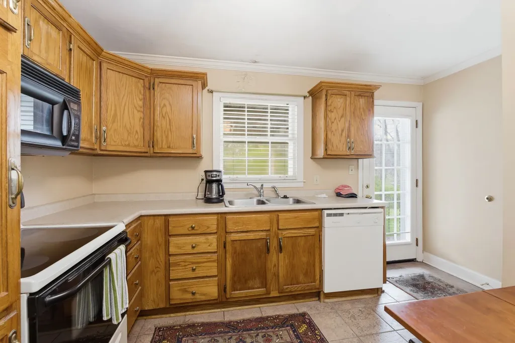 3802 Harding Place Nashville TN 37215