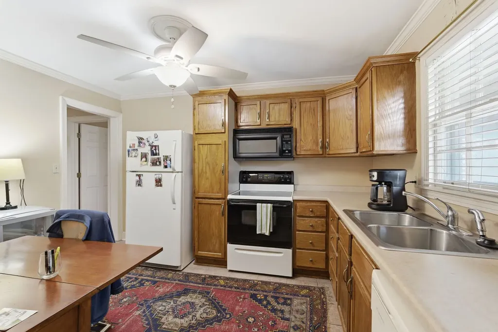3802 Harding Place Nashville TN 37215