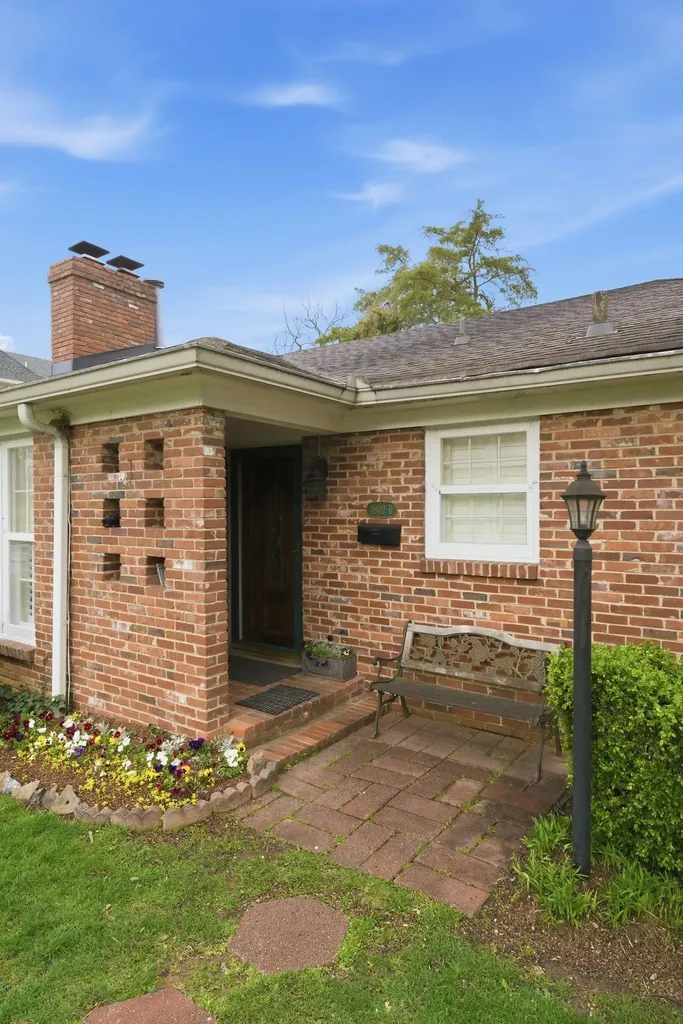 3802 Harding Place Nashville TN 37215