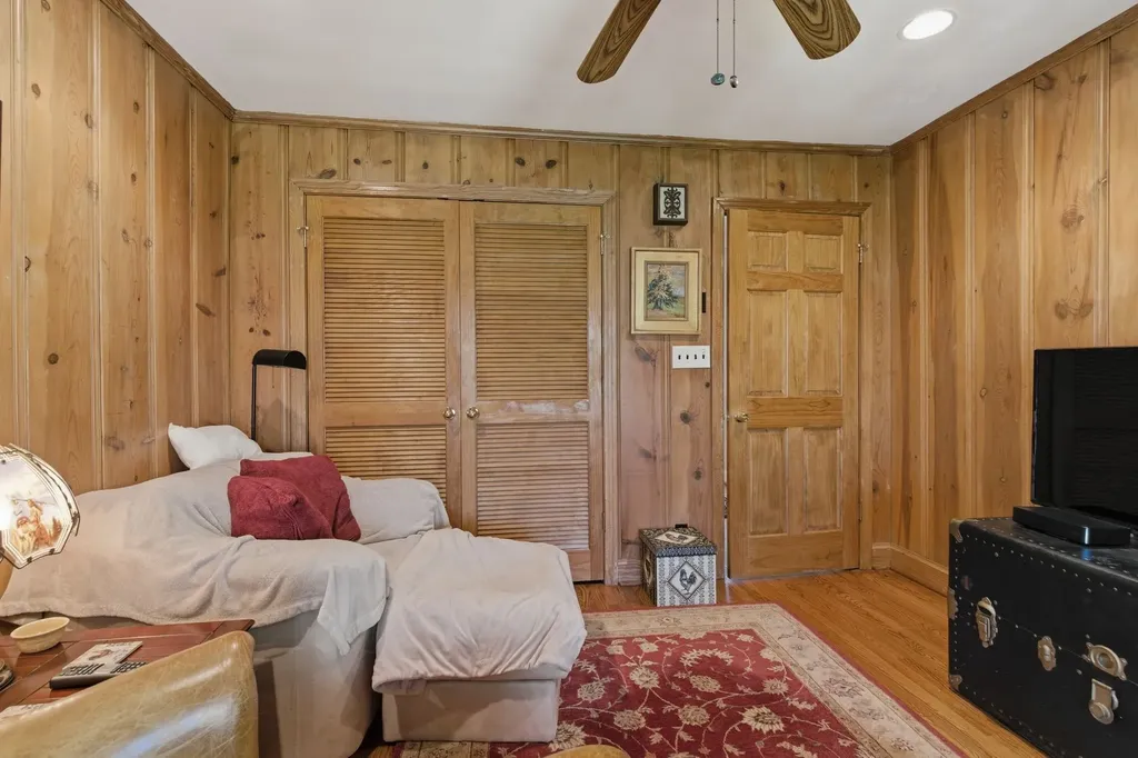 3802 Harding Place Nashville TN 37215