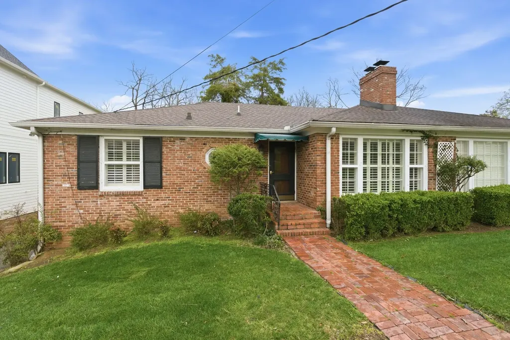 3802 Harding Place Nashville TN 37215