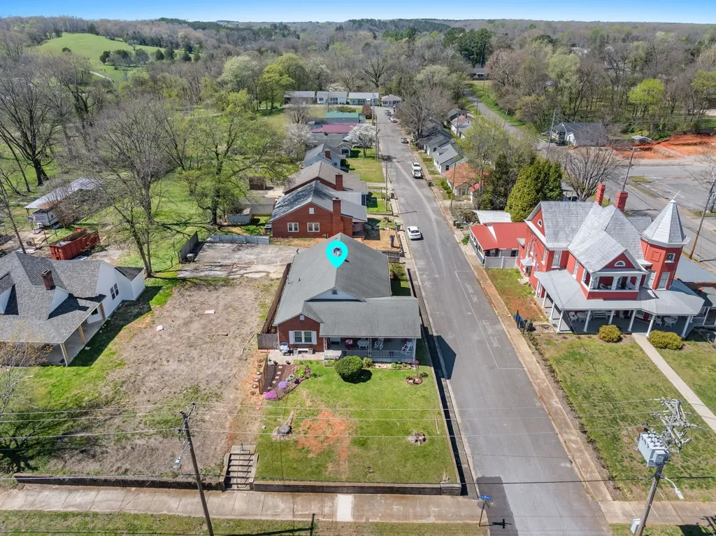 215 S Military Avenue Lawrenceburg TN 38464