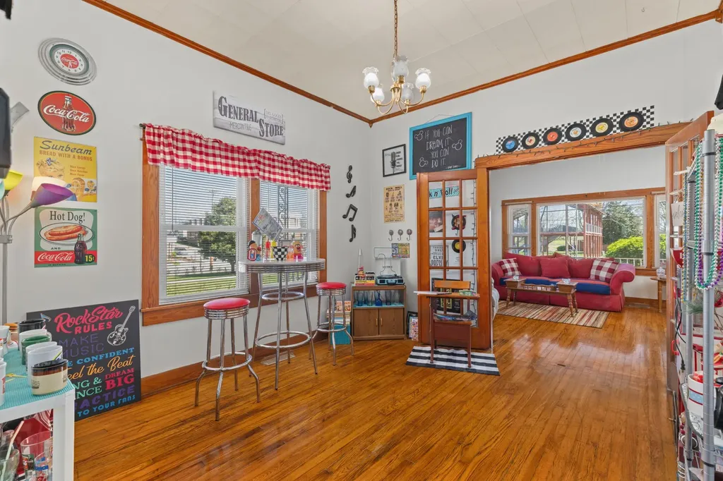 215 S Military Avenue Lawrenceburg TN 38464