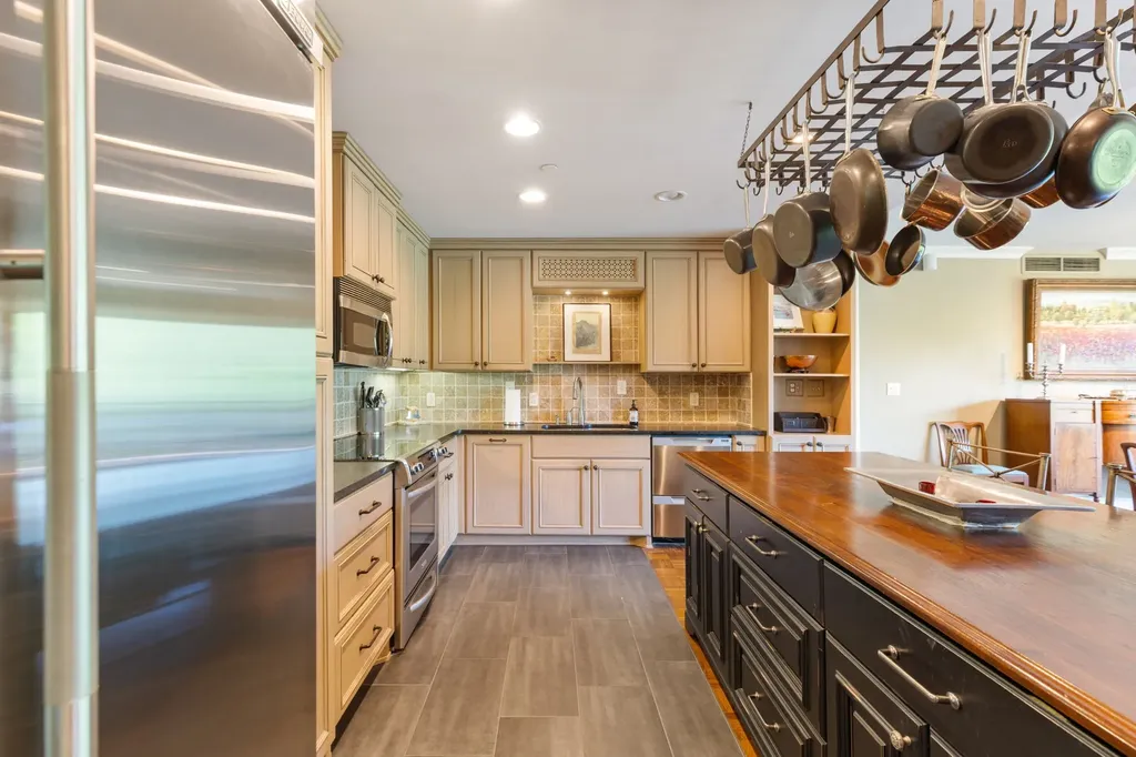4215 Harding Pike Nashville TN 37205