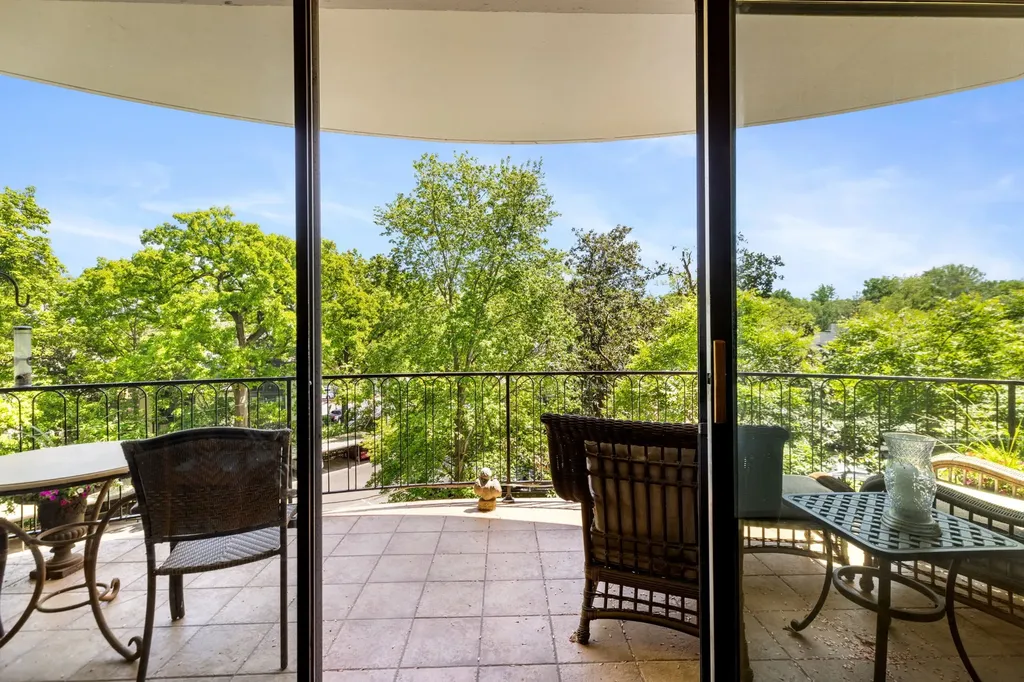 4215 Harding Pike Nashville TN 37205