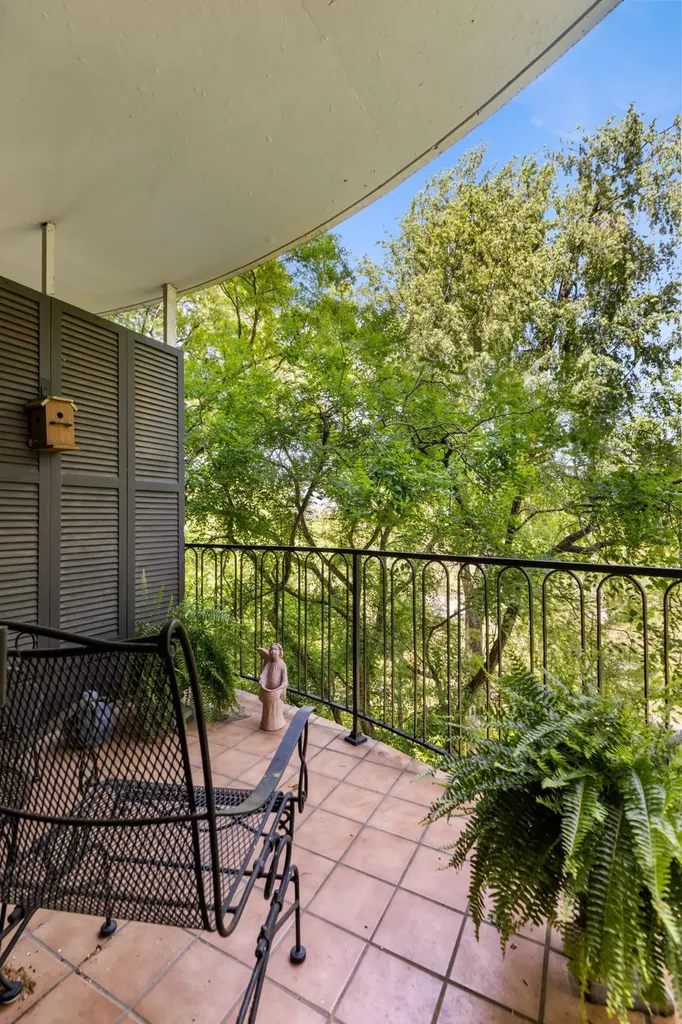 4215 Harding Pike Nashville TN 37205