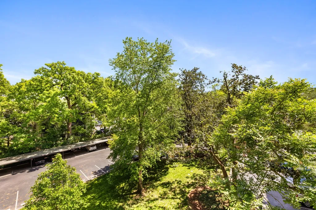 4215 Harding Pike Nashville TN 37205