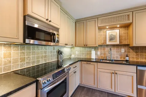 4215 Harding Pike Nashville TN 37205