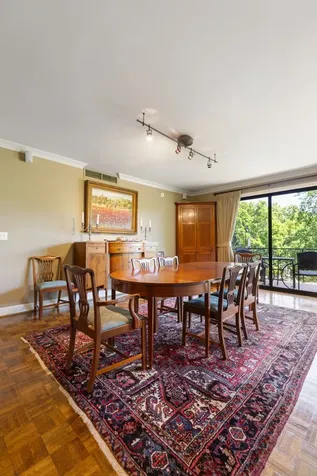 4215 Harding Pike Nashville TN 37205