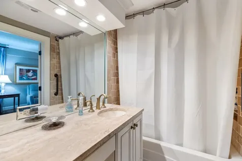 4215 Harding Pike Nashville TN 37205