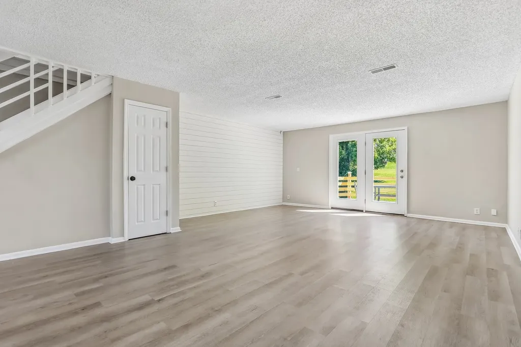627 Rockwood Drive Hermitage TN 37076