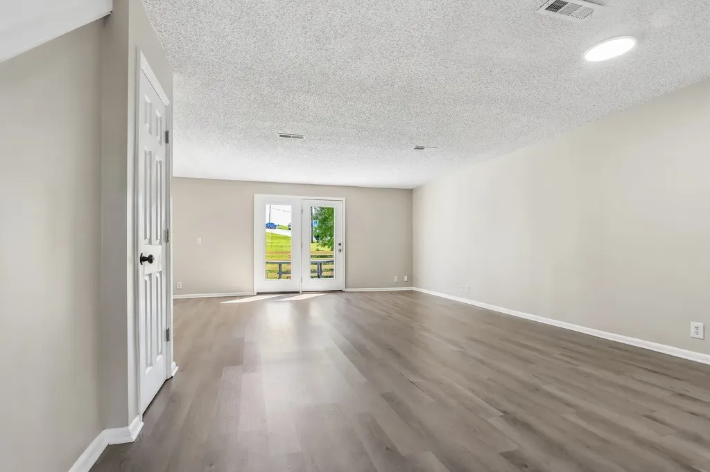 627 Rockwood Drive Hermitage TN 37076