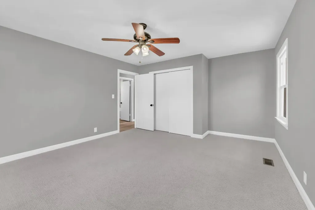 1104 Irving Lane Clarksville TN 37040