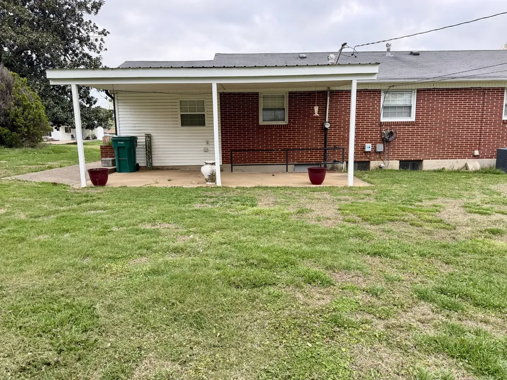 417 7th Street Lawrenceburg TN 38464