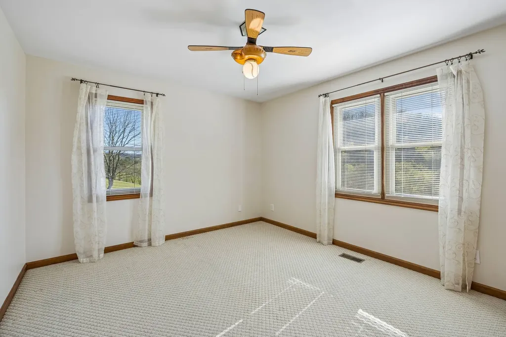 5005 Campbellsville Pike Culleoka TN 38451