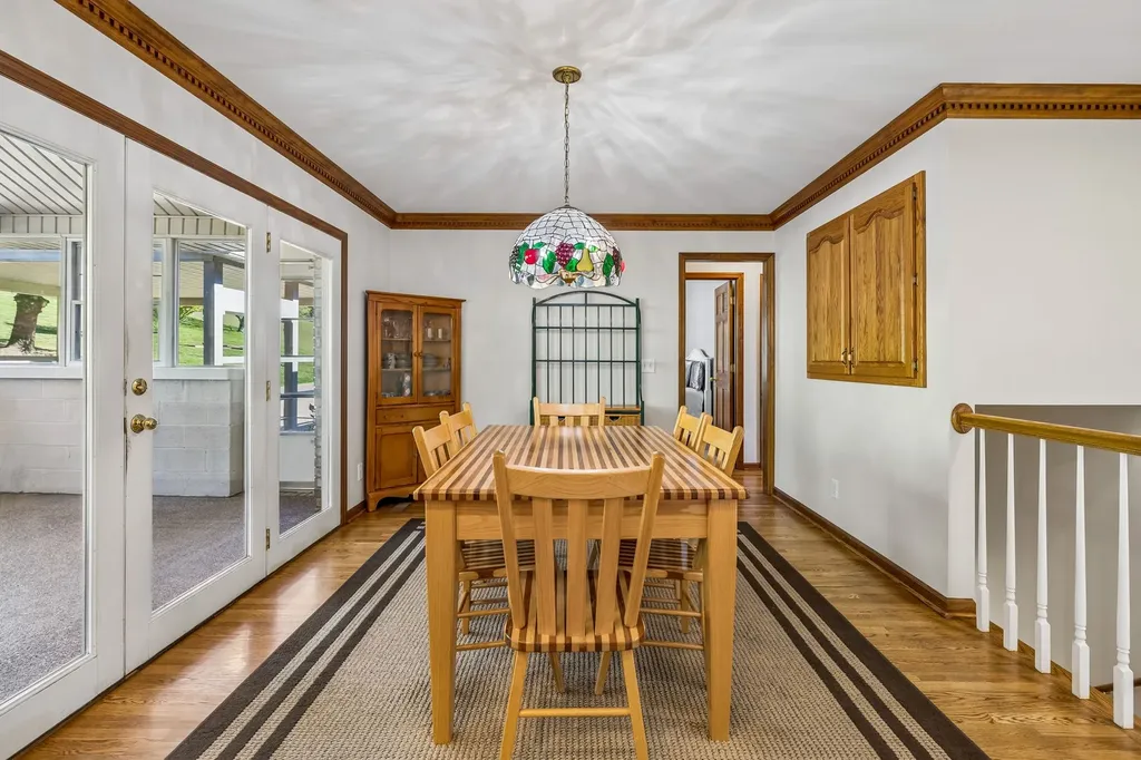 5005 Campbellsville Pike Culleoka TN 38451
