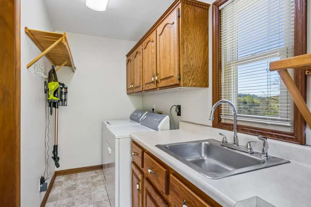 5005 Campbellsville Pike Culleoka TN 38451