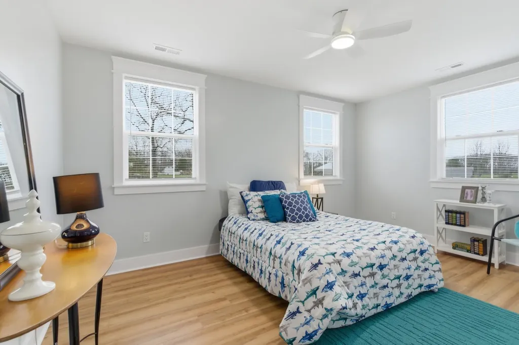 1237 Abiff Road Bon Aqua TN 37025