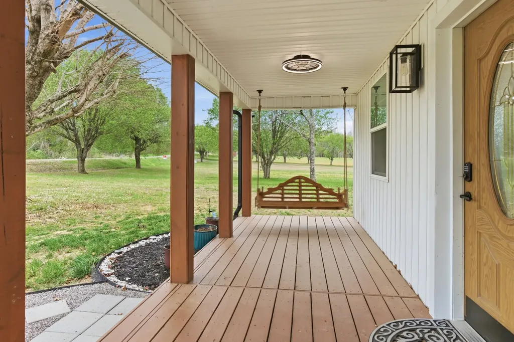 1237 Abiff Road Bon Aqua TN 37025